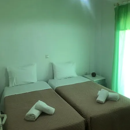 Seafront Loulas House Nearby Nafpaktos بيت للعطل Skaloma