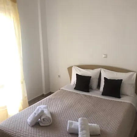 Seafront Loulas House Nearby Nafpaktos بيت للعطل *